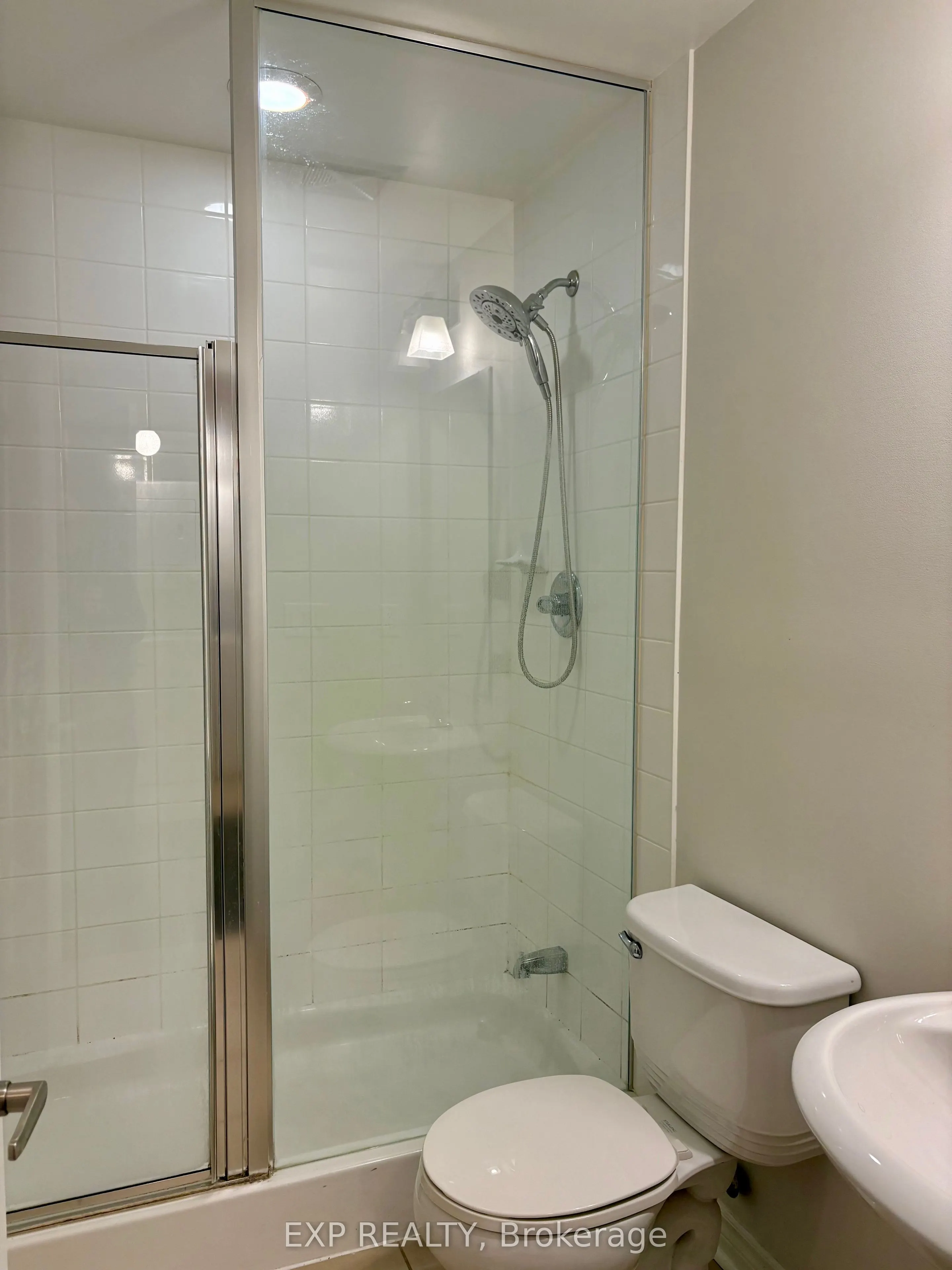 385 PRINCE OF WALES Drive #2304