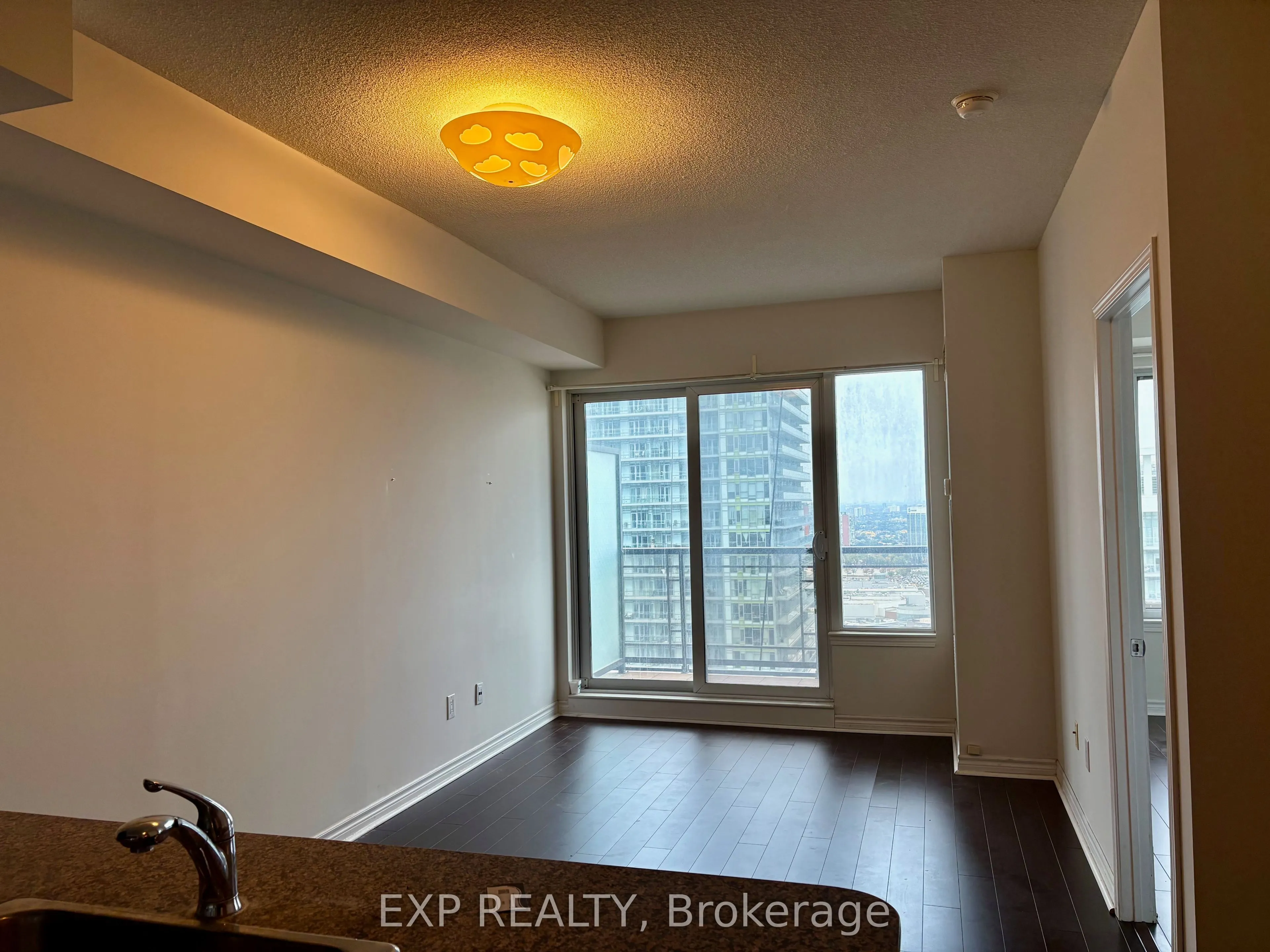 385 PRINCE OF WALES Drive #2304