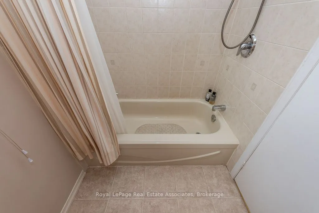4 Nuttall Street