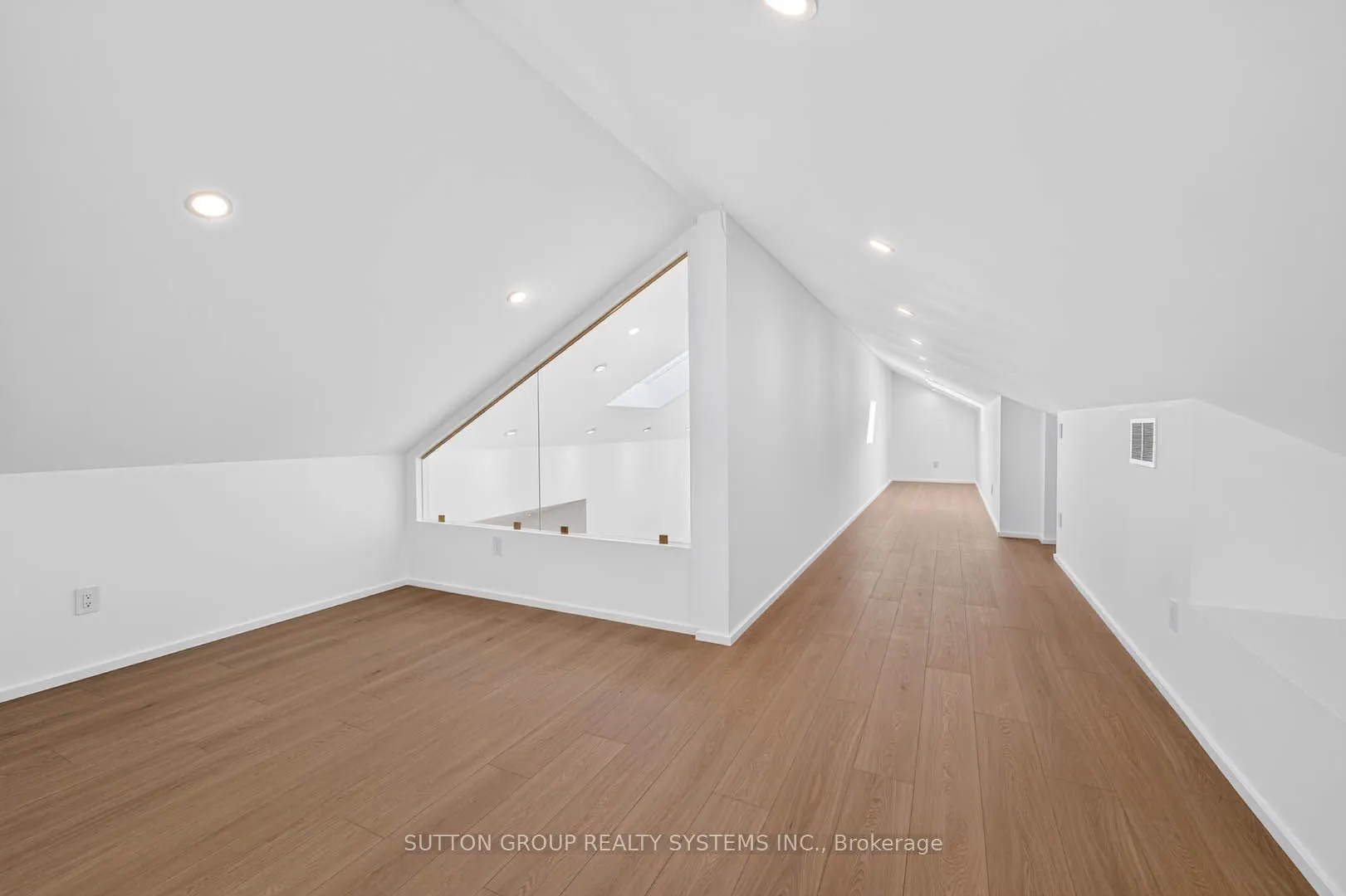 272 Renforth Drive