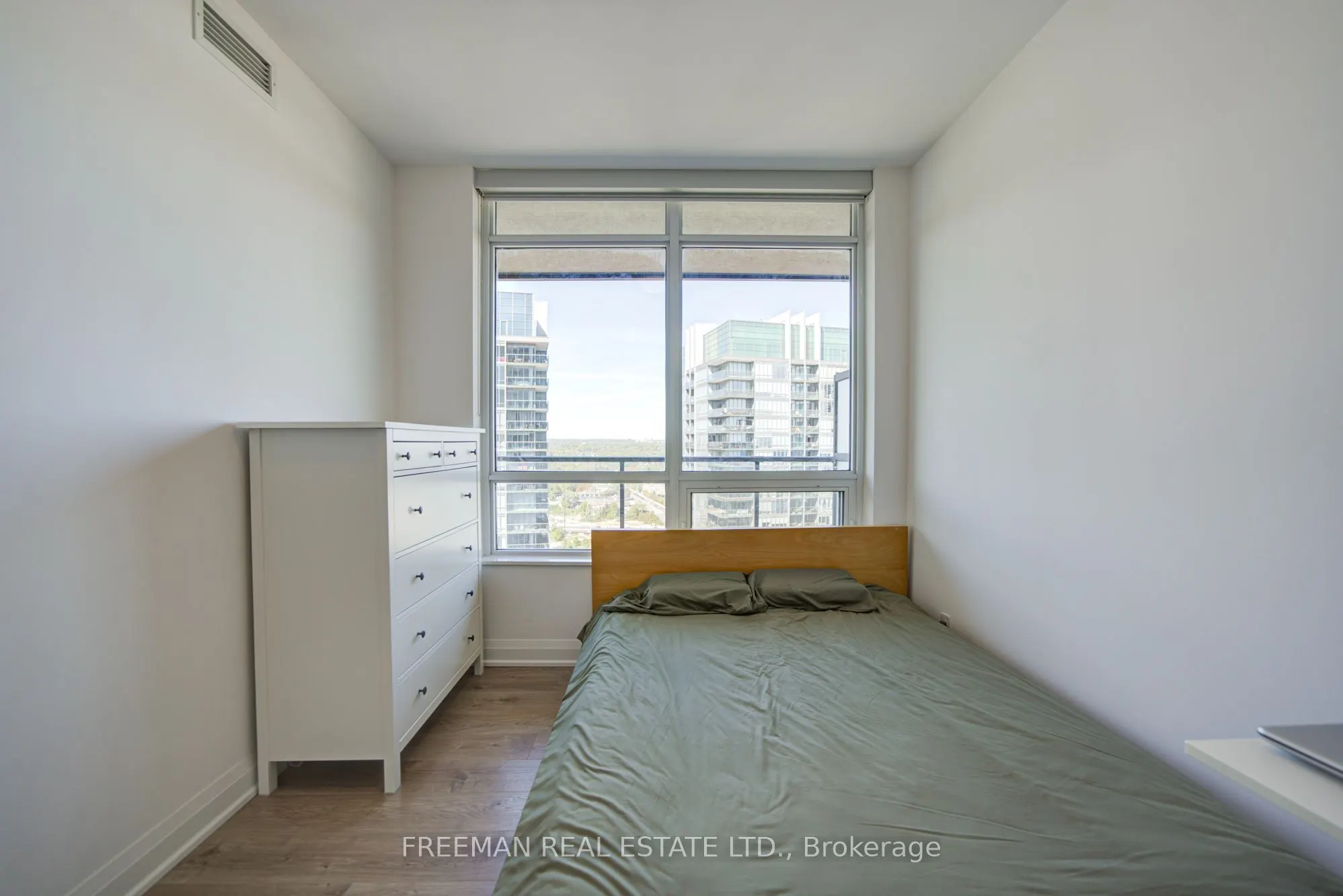 36 Park Lawn Road #2305