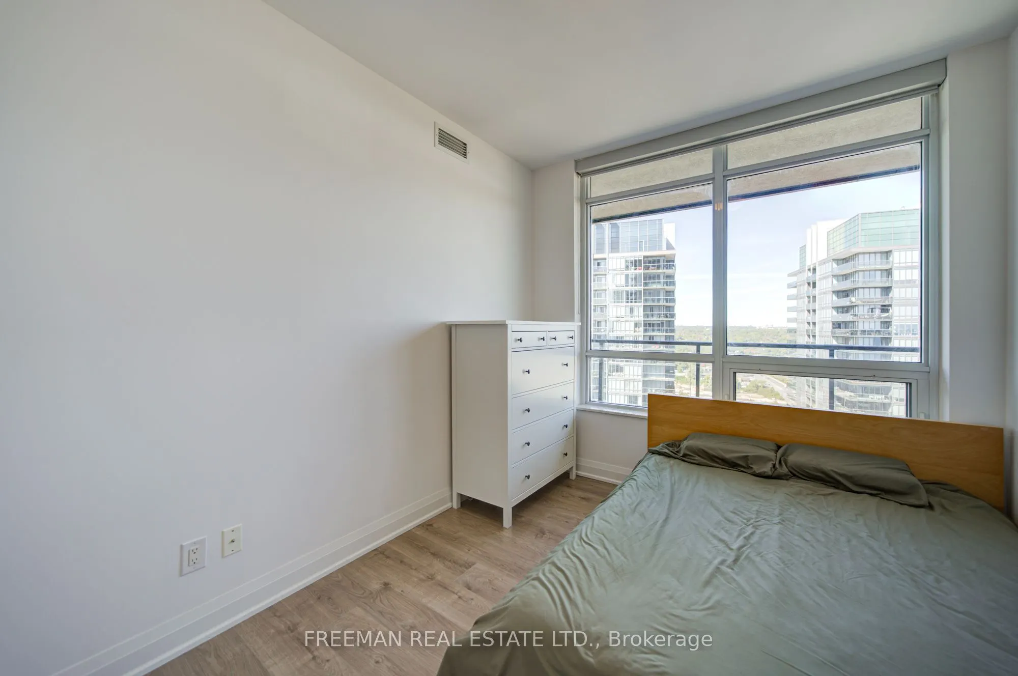 36 Park Lawn Road #2305