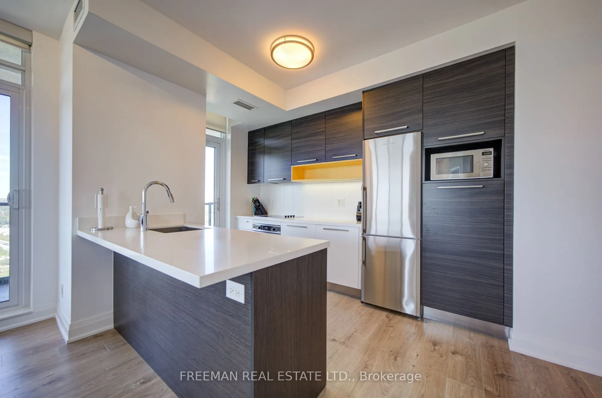 36 Park Lawn Road #2305