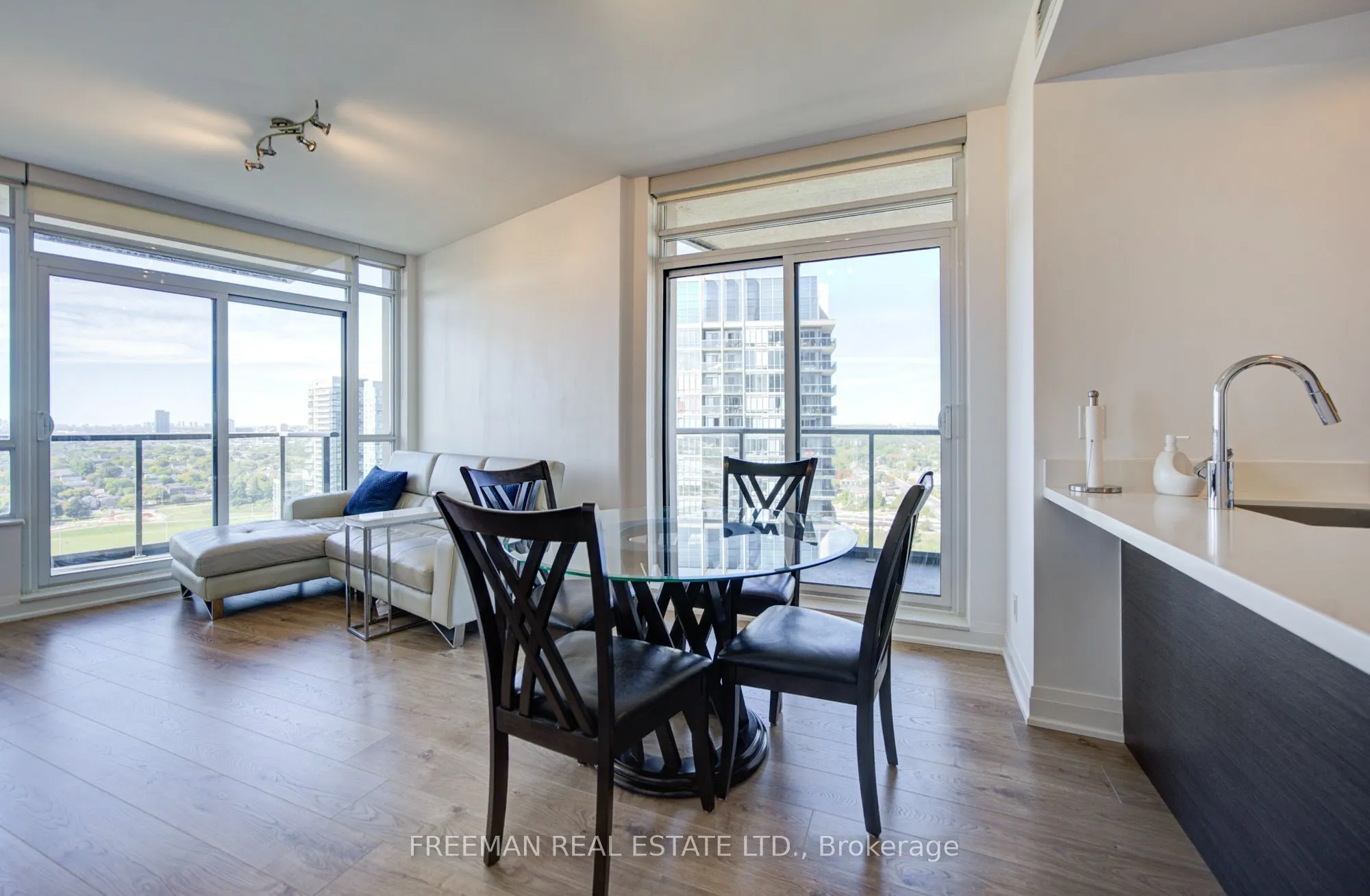 36 Park Lawn Road #2305