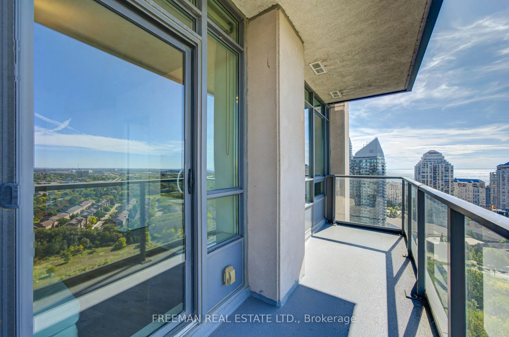 36 Park Lawn Road #2305