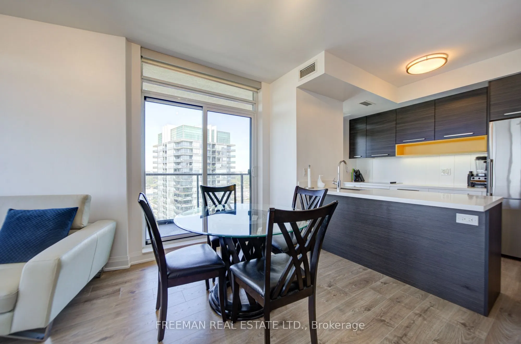 36 Park Lawn Road #2305