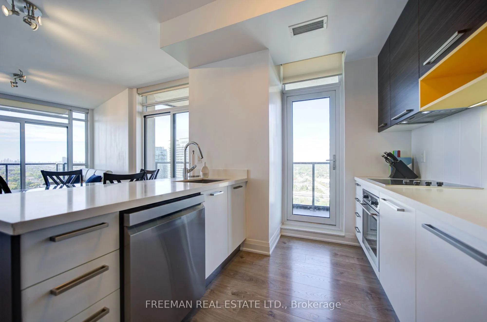 36 Park Lawn Road #2305