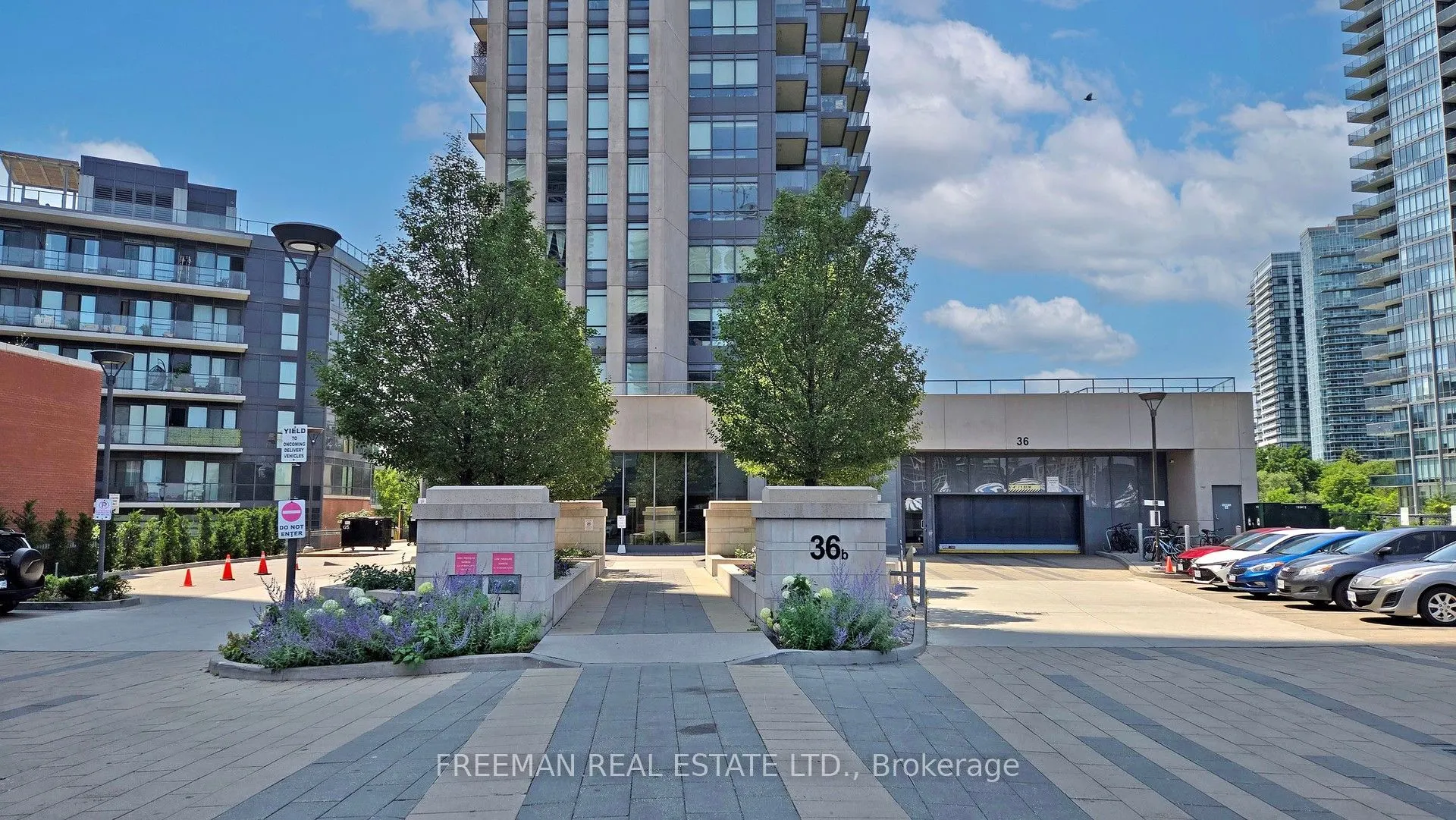 36 Park Lawn Road #2305