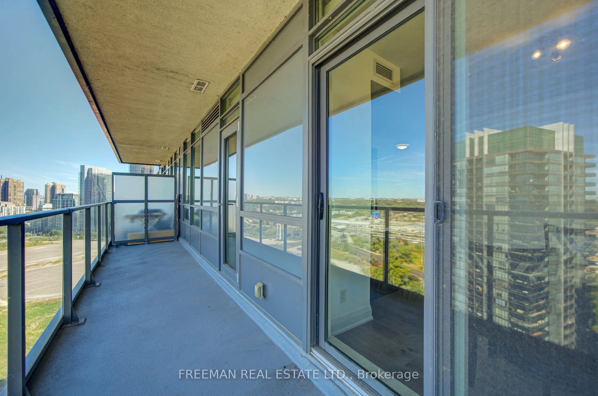 36 Park Lawn Road #2305