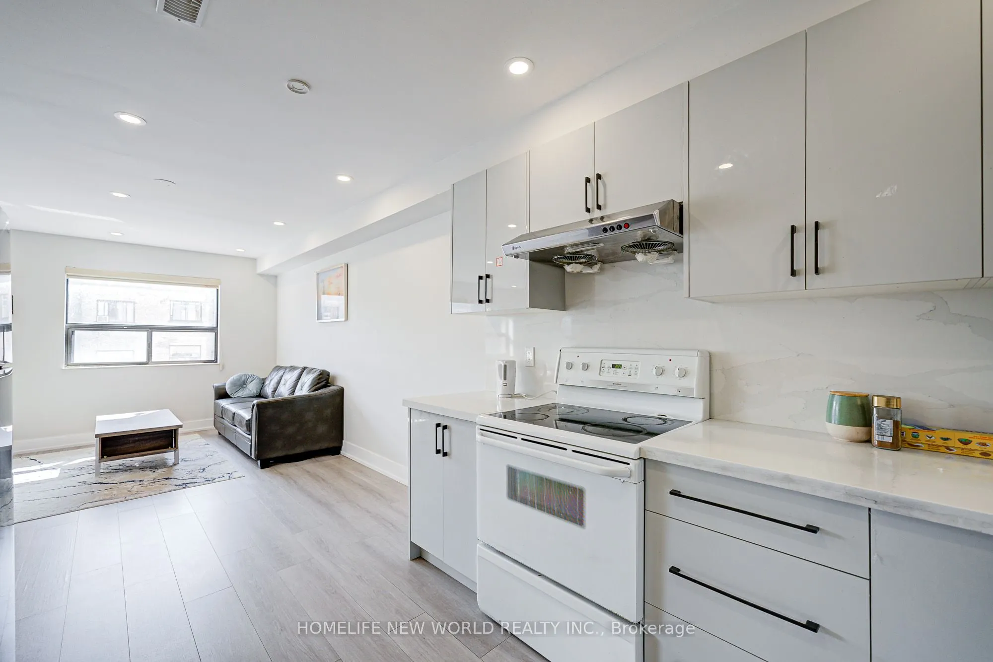133 Jefferson Avenue #B