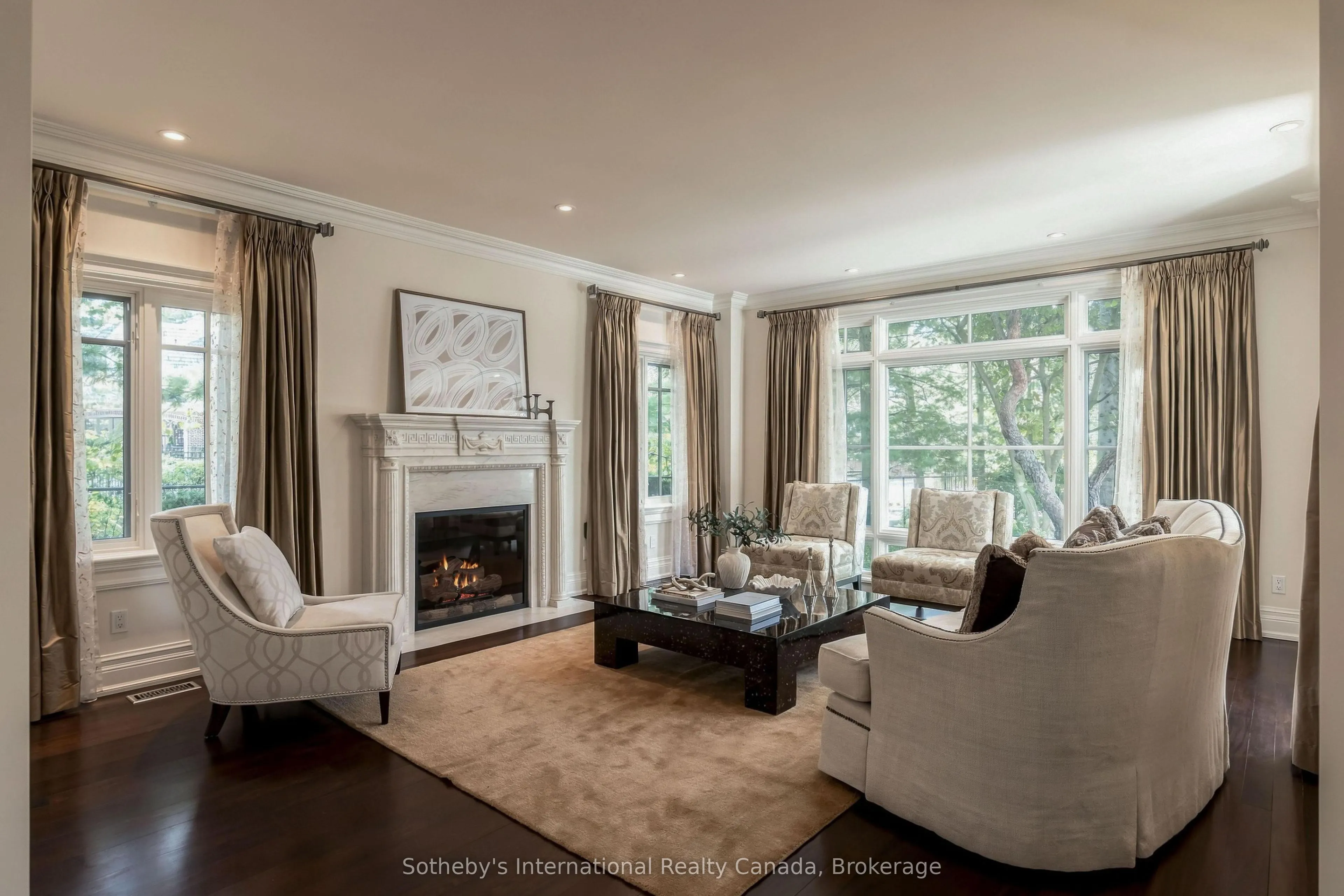 1073 Lakeshore Road E