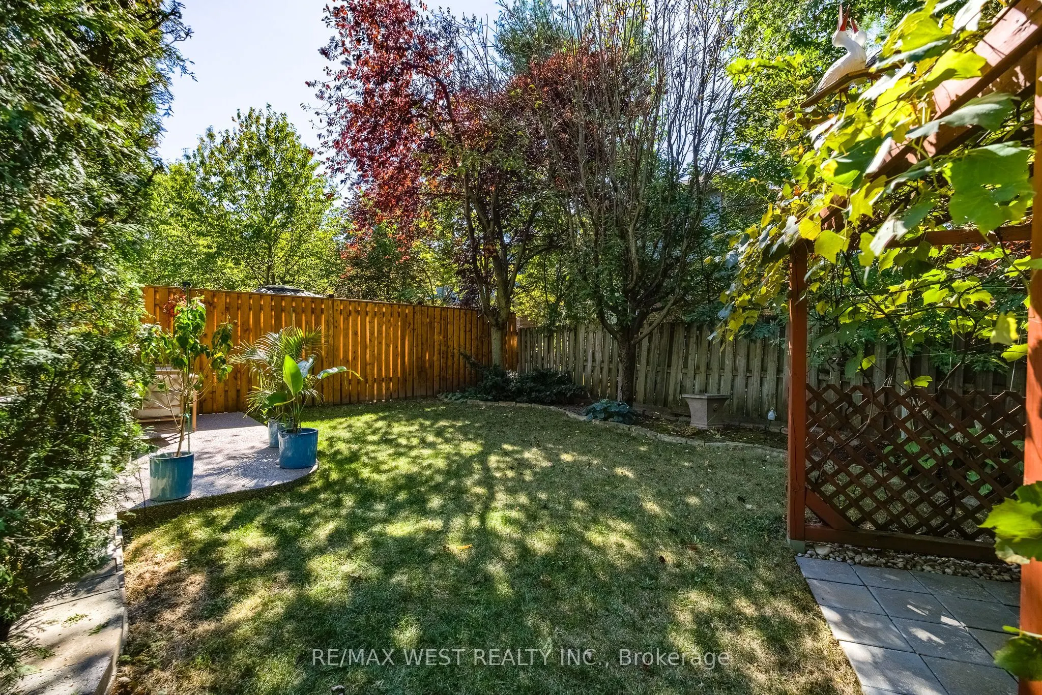 1246 Old Oak Drive