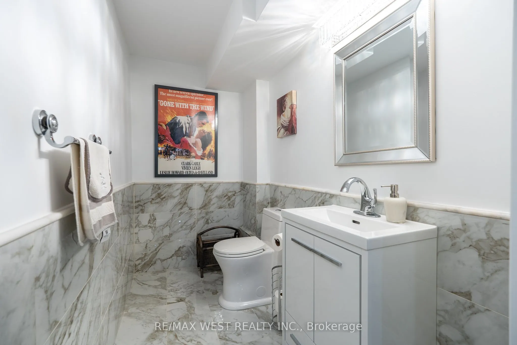 1246 Old Oak Drive