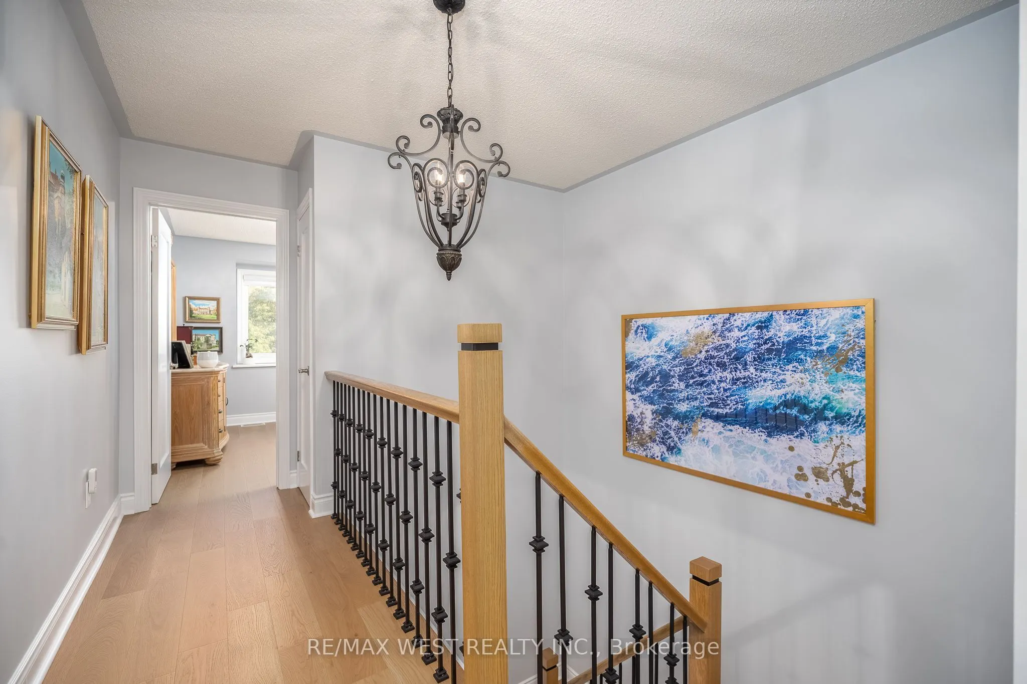 1246 Old Oak Drive