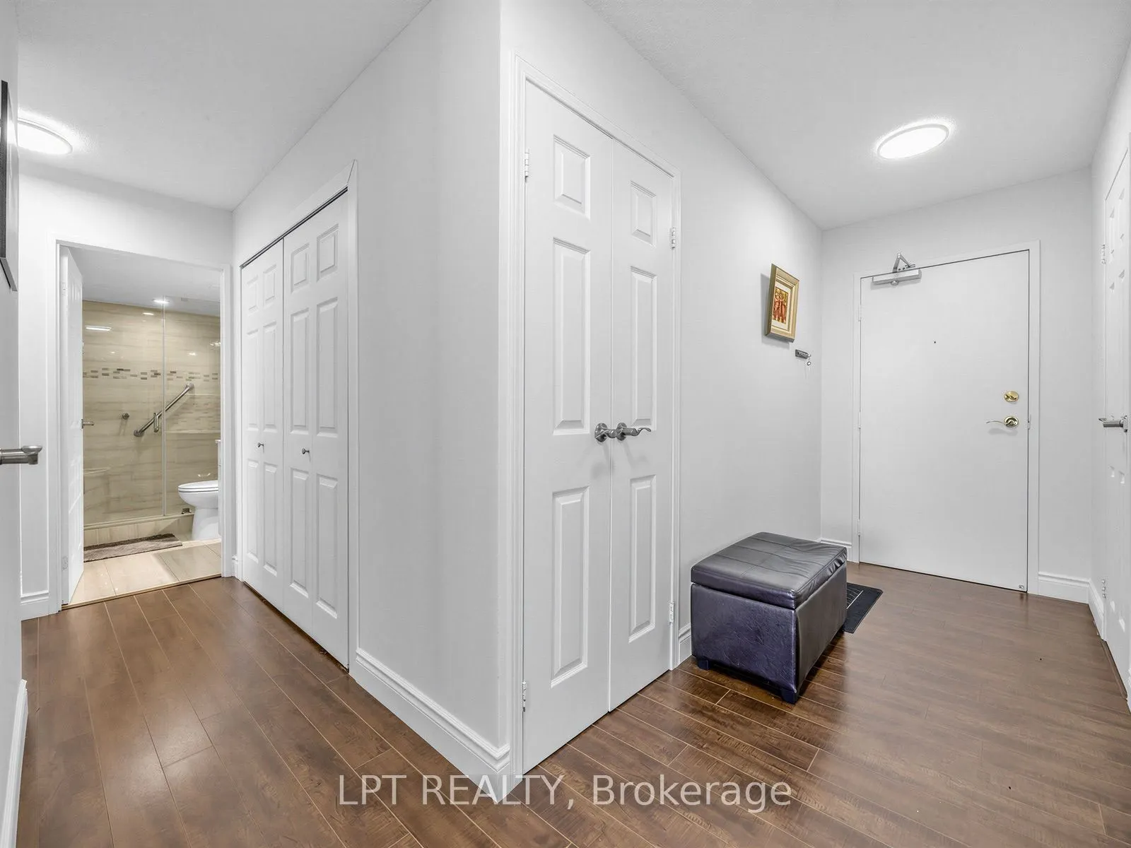 3590 Kaneff Crescent #1112
