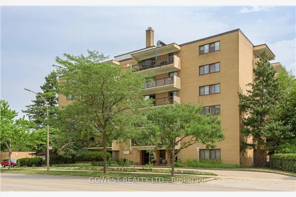 557 The East Mall