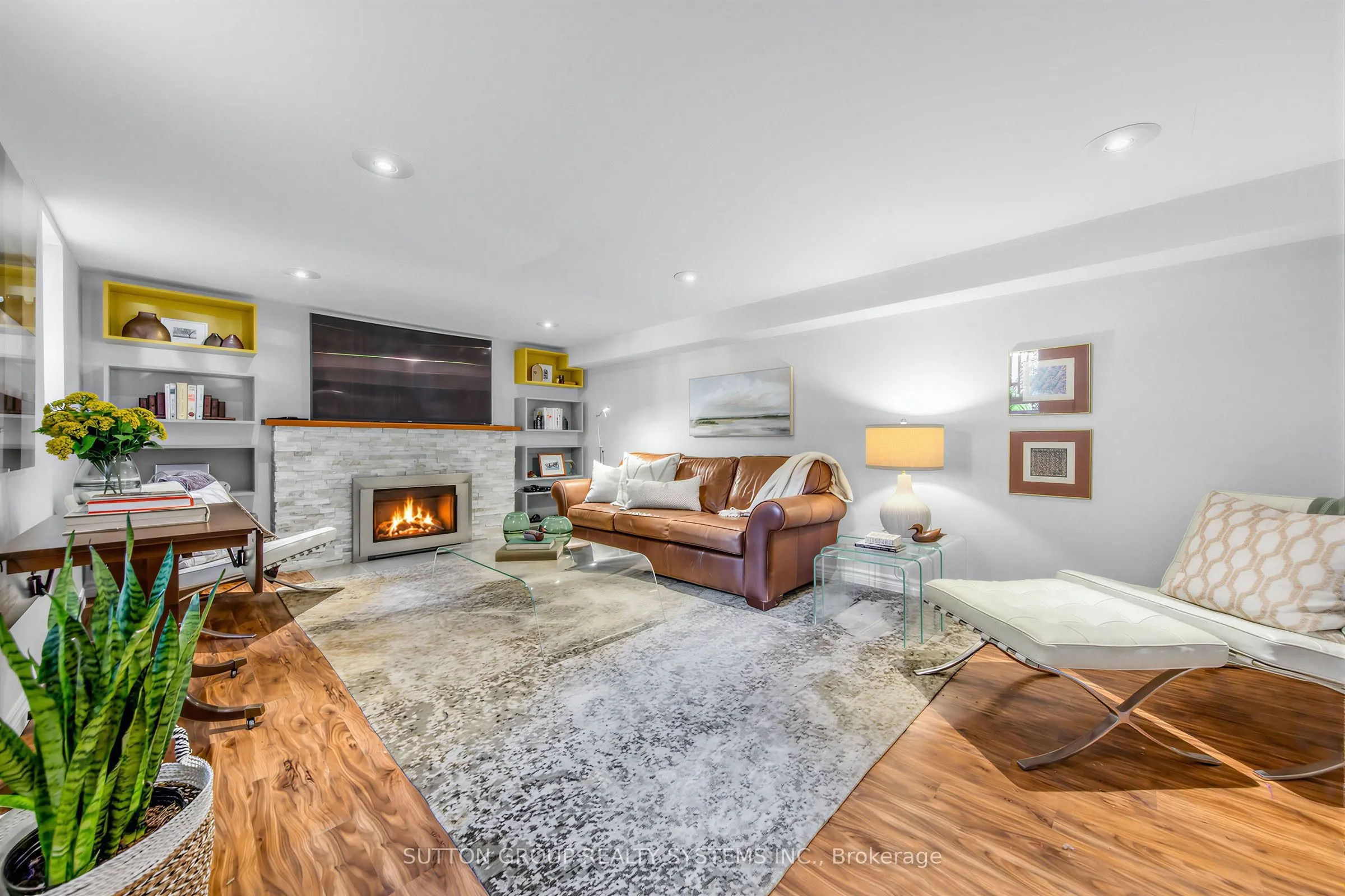 4 Brule Crescent