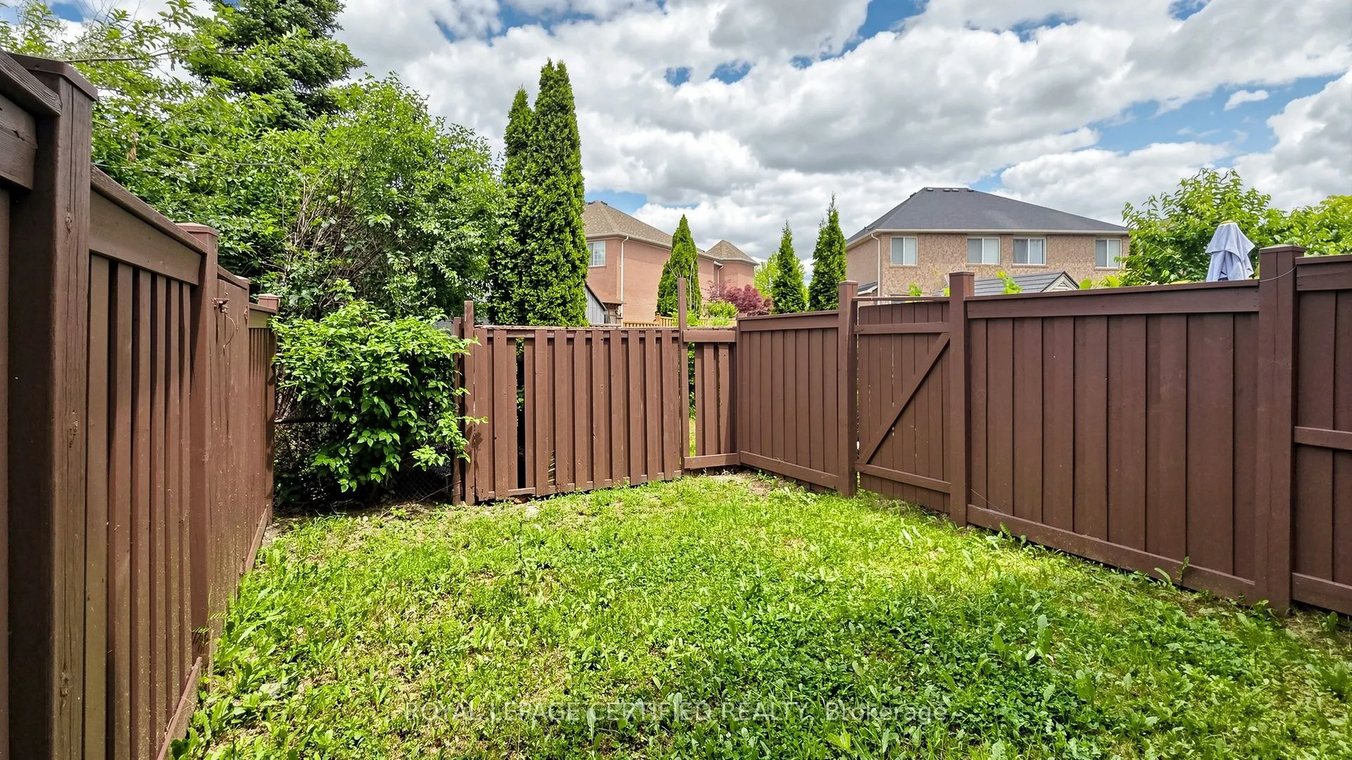 1380 Granrock Crescent