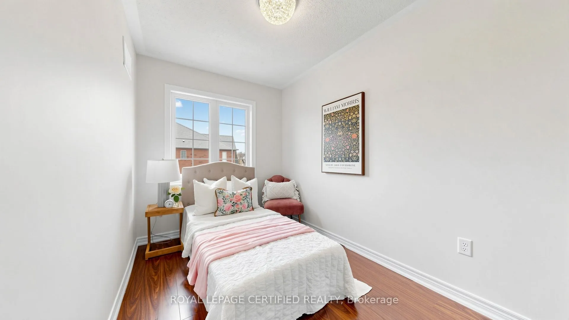 1380 Granrock Crescent