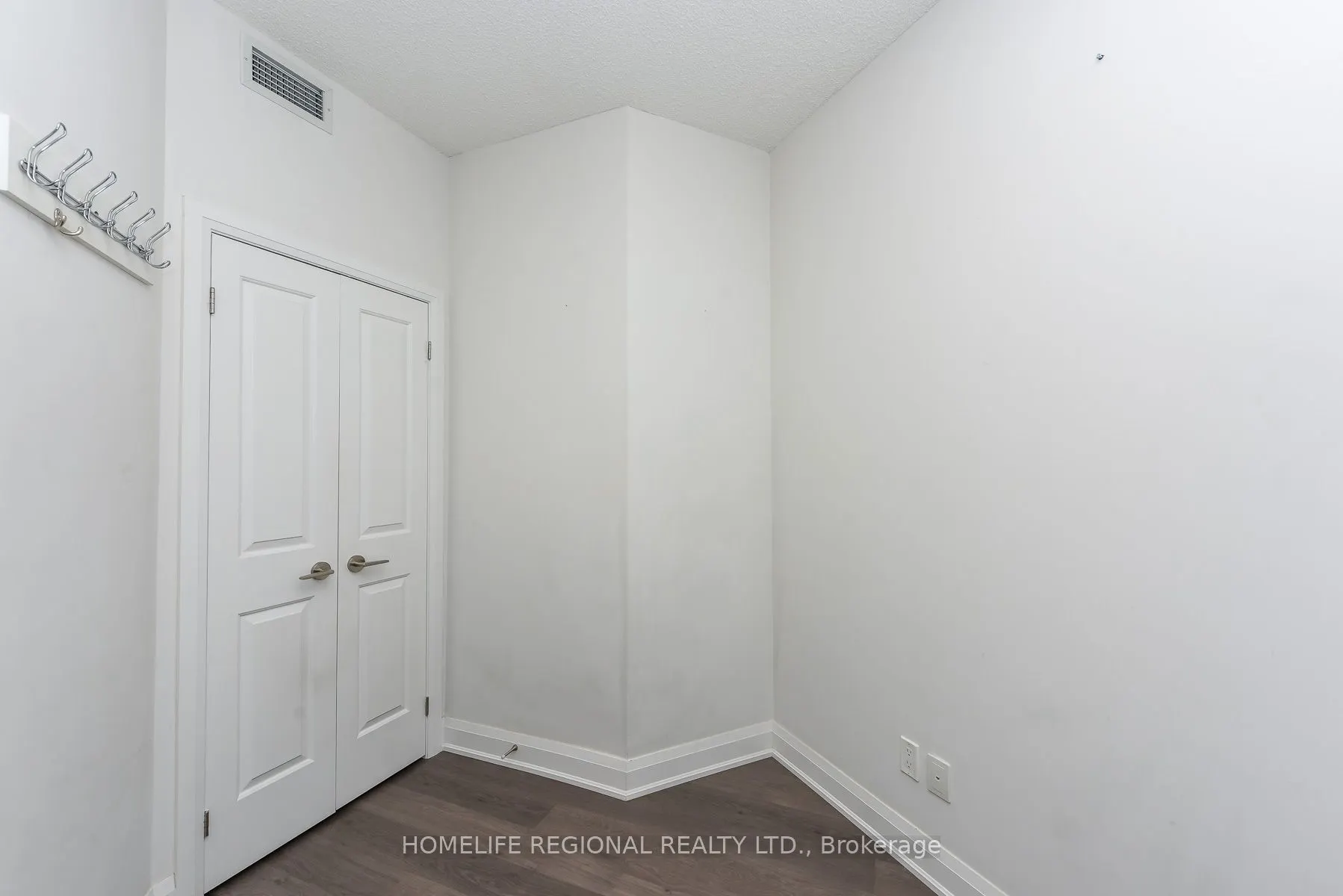 25 Fontenay Court #1306