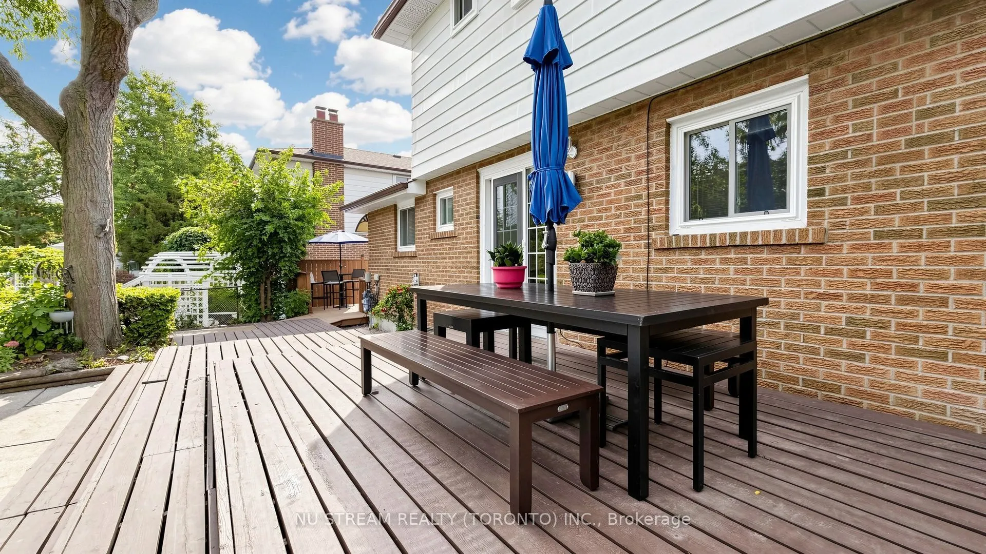 3163 Ibbetson Crescent