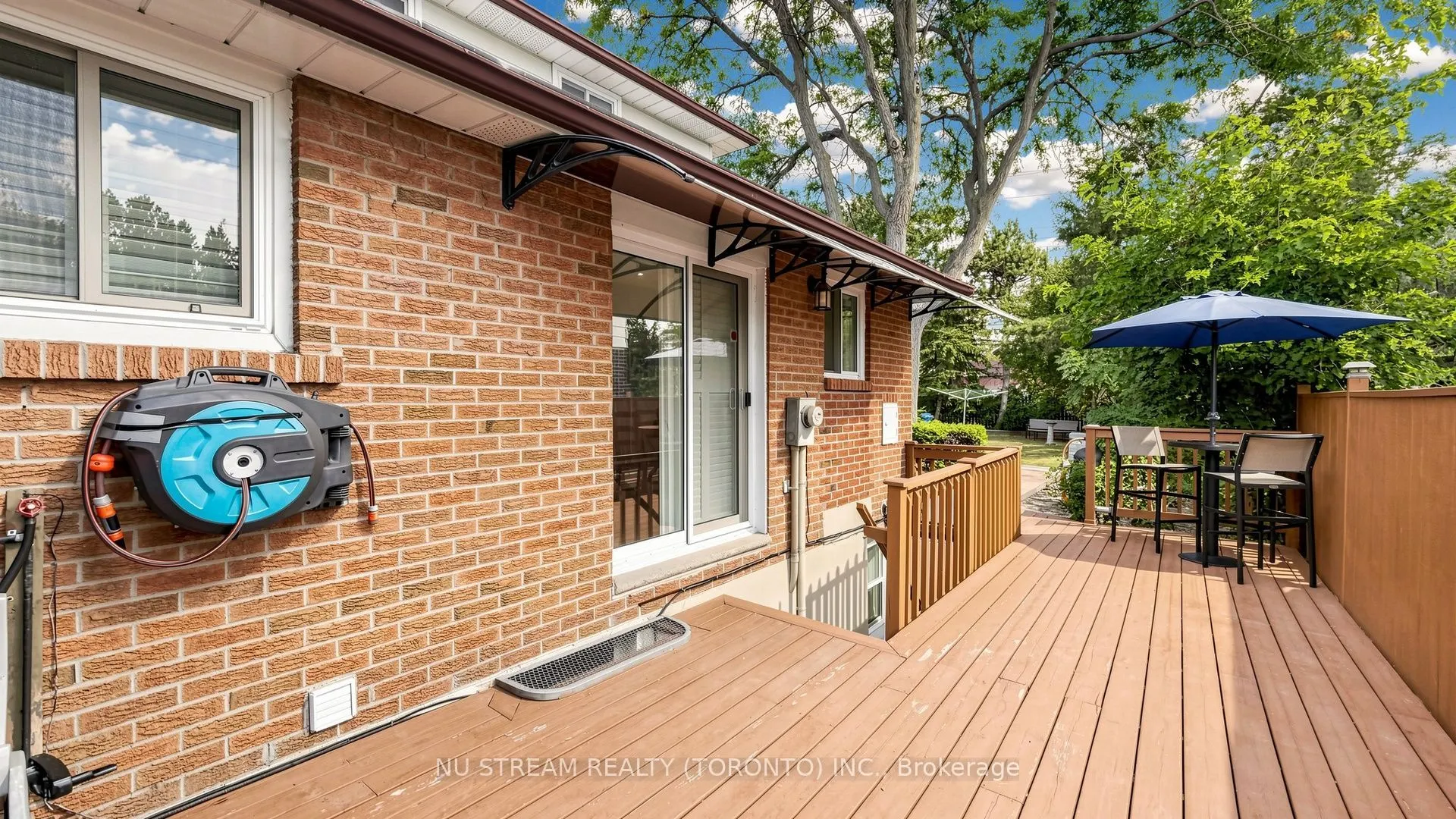 3163 Ibbetson Crescent