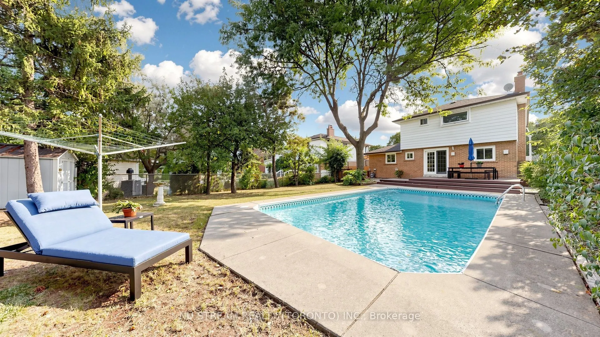 3163 Ibbetson Crescent