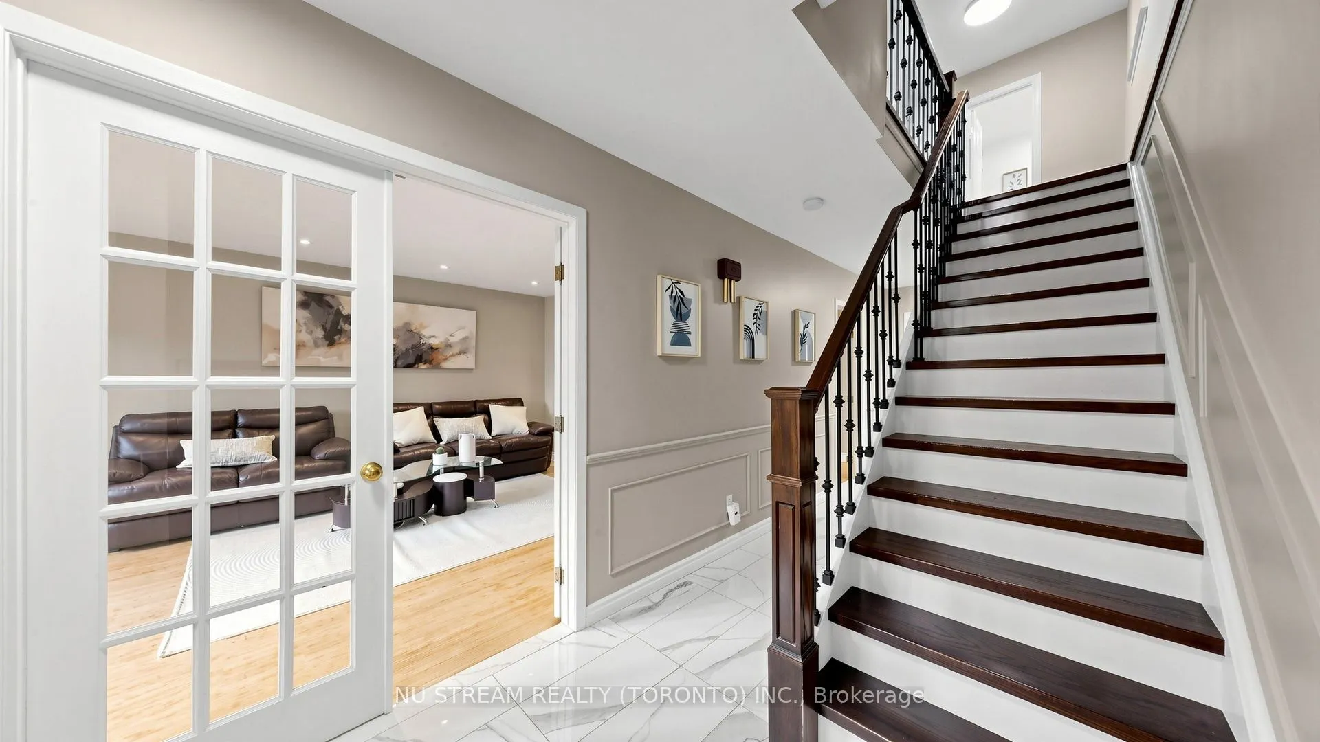 3163 Ibbetson Crescent