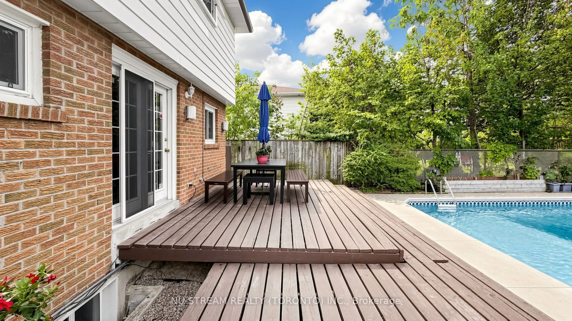 3163 Ibbetson Crescent