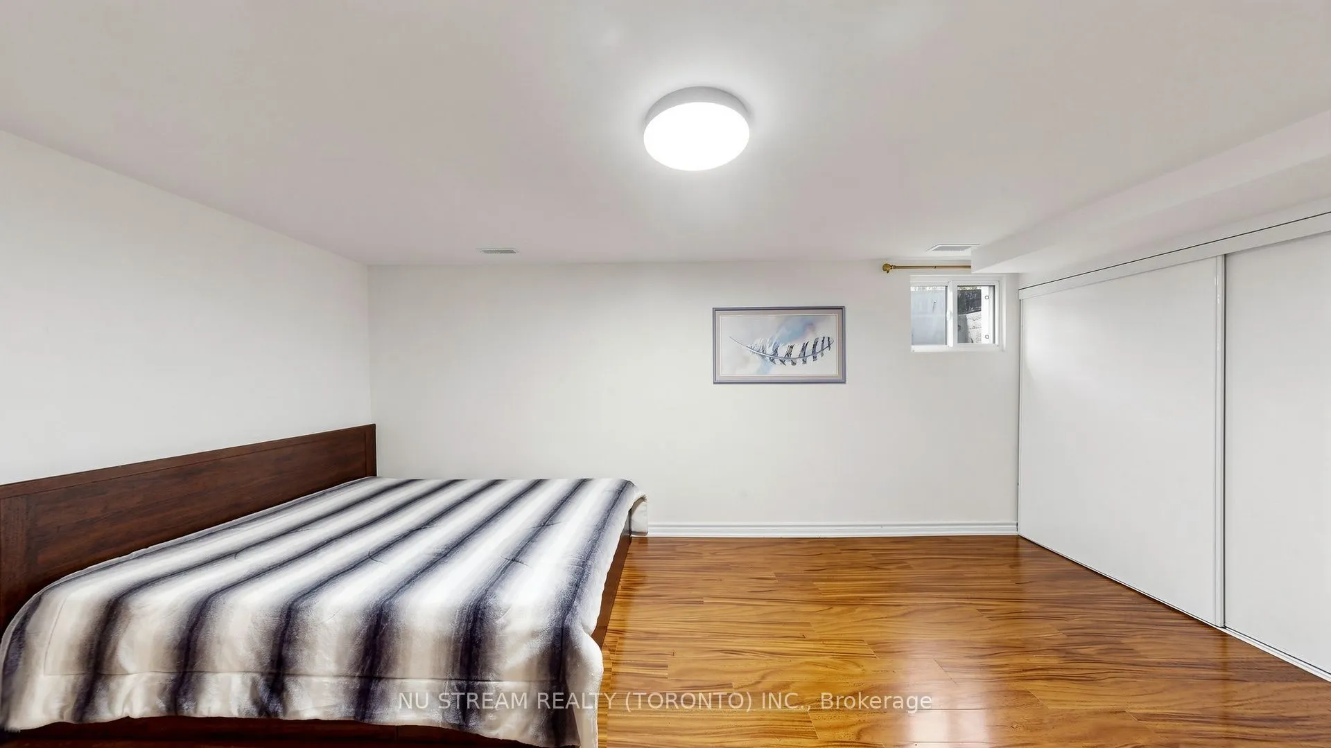 3163 Ibbetson Crescent