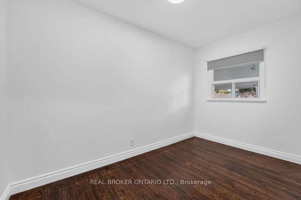 1024 Roosevelt Road