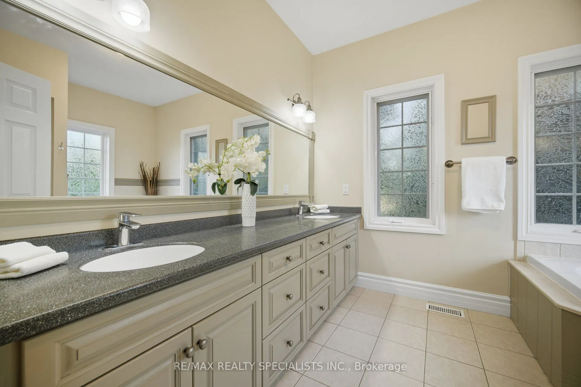 4 Tranquility Court