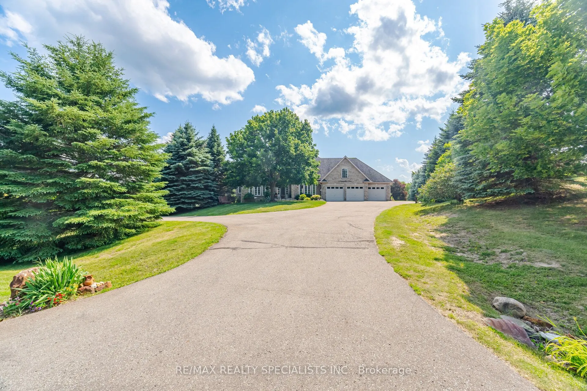 4 Tranquility Court