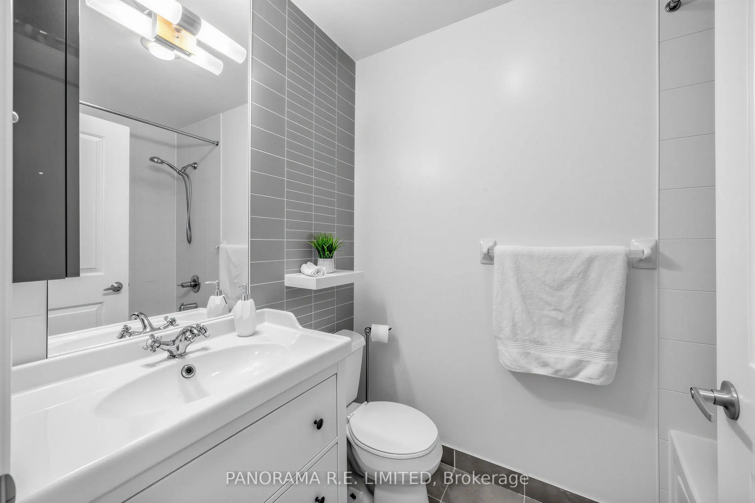 235 Sherway Gardens Road #2411