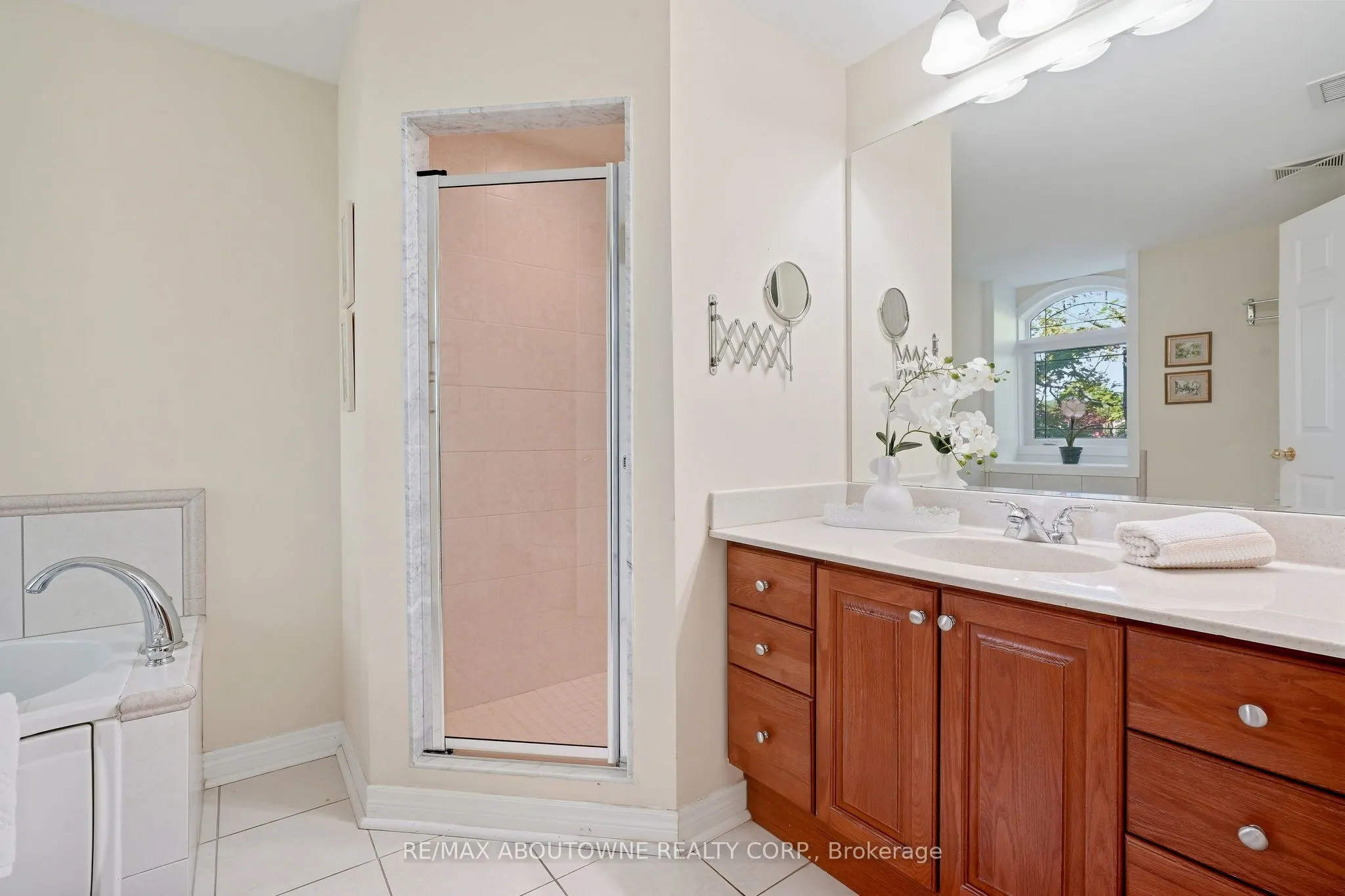 390 Upper Middle Road #301