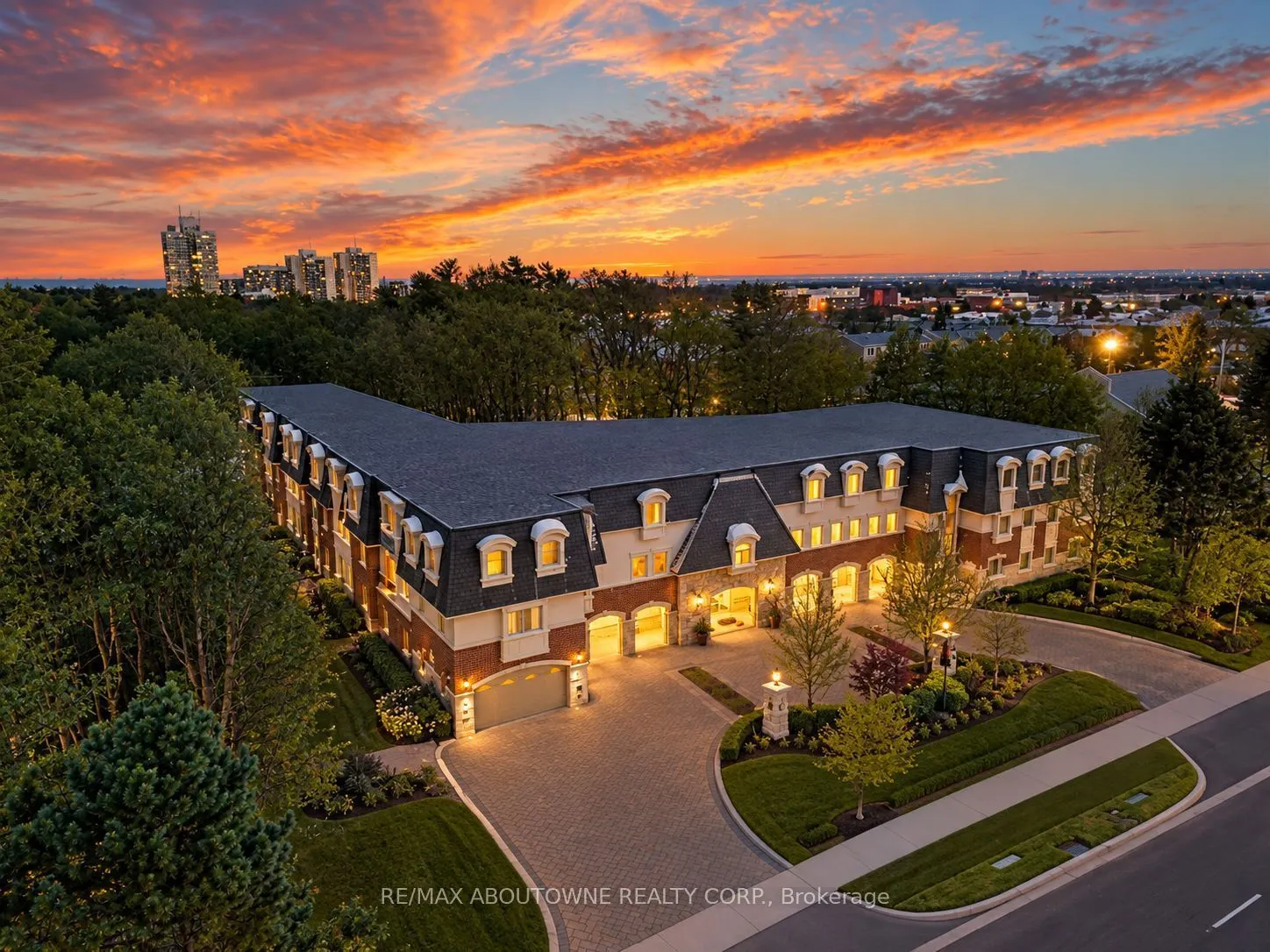 390 Upper Middle Road #301