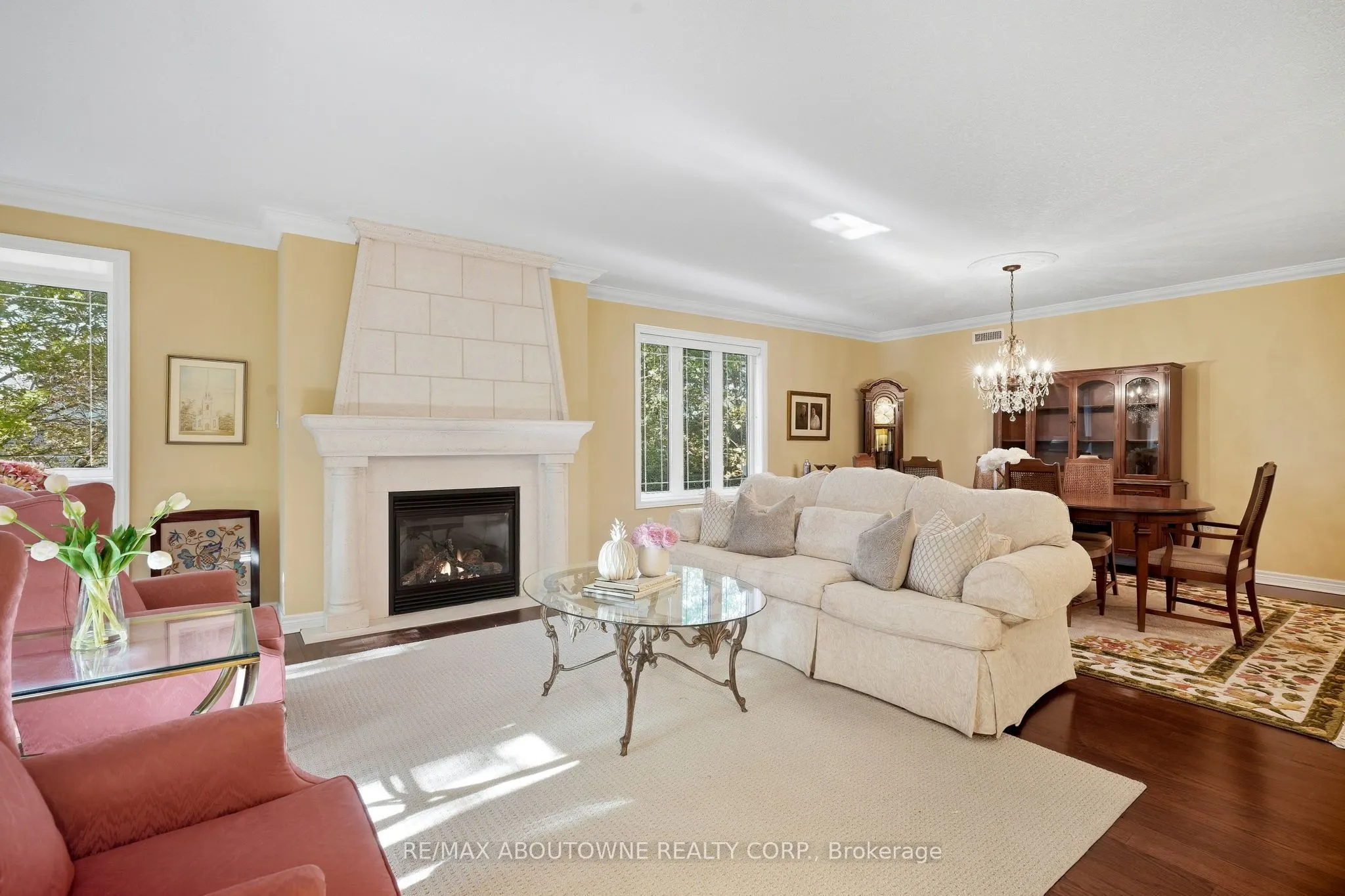 390 Upper Middle Road #301