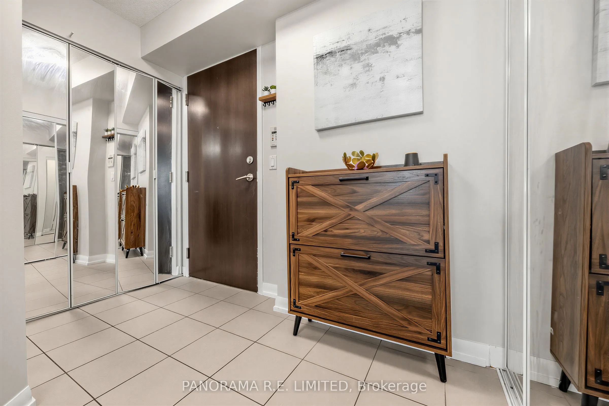 215 Sherway Gardens Road #807