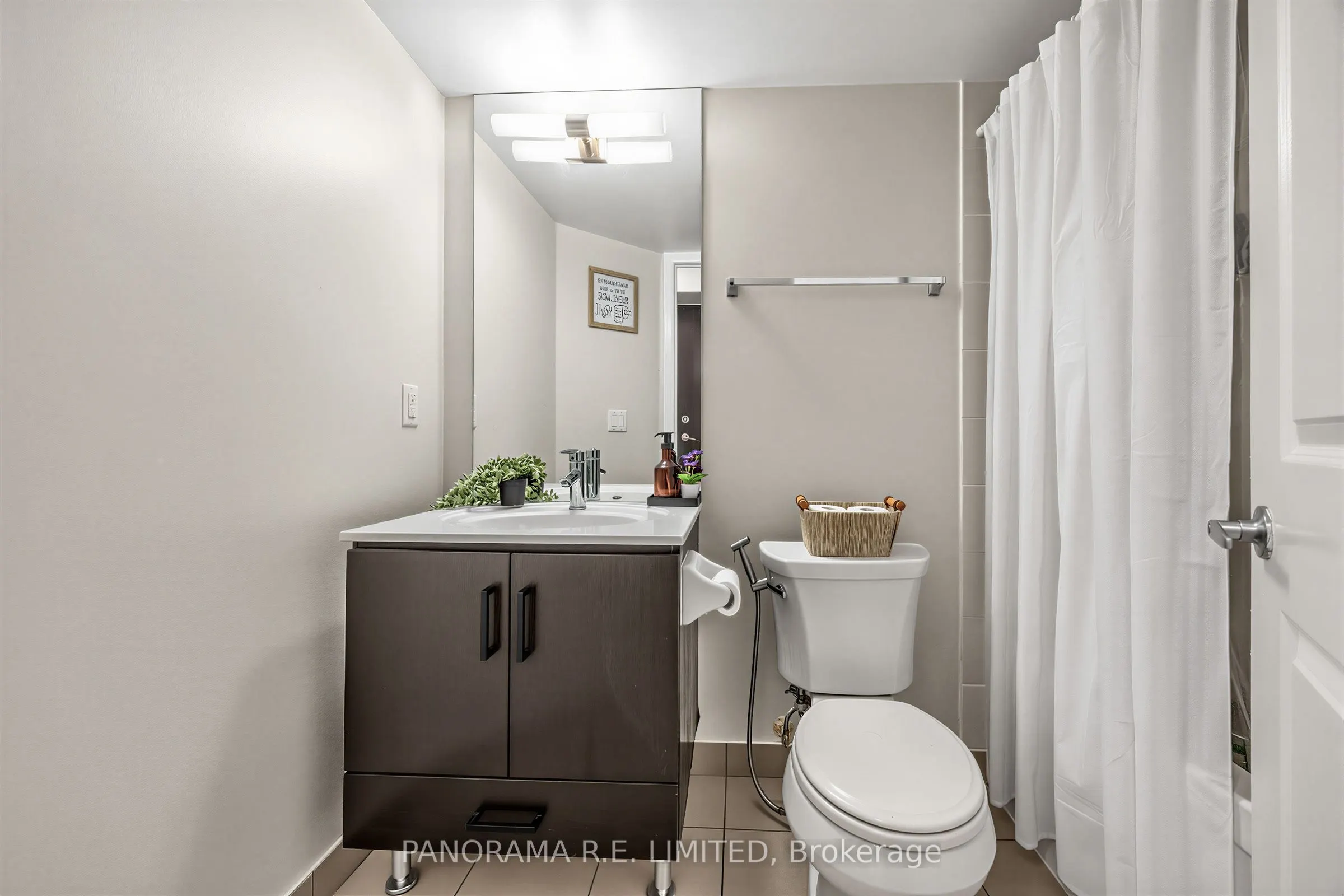 215 Sherway Gardens Road #807