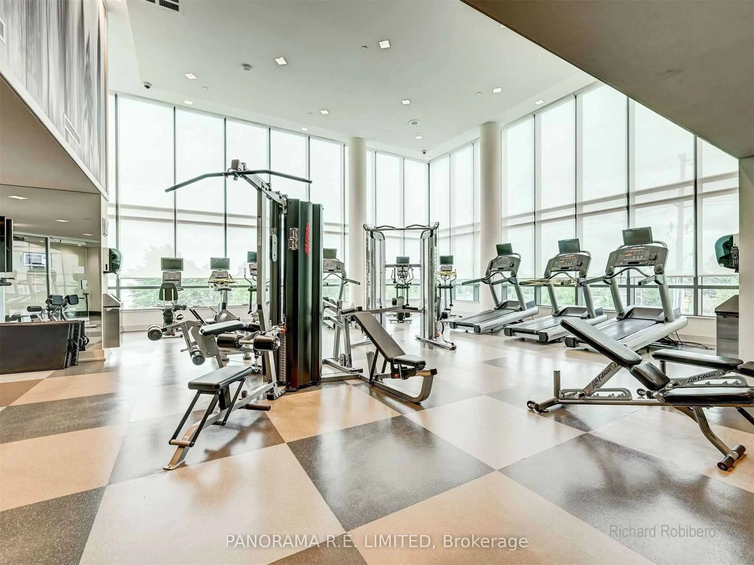 215 Sherway Gardens Road #807