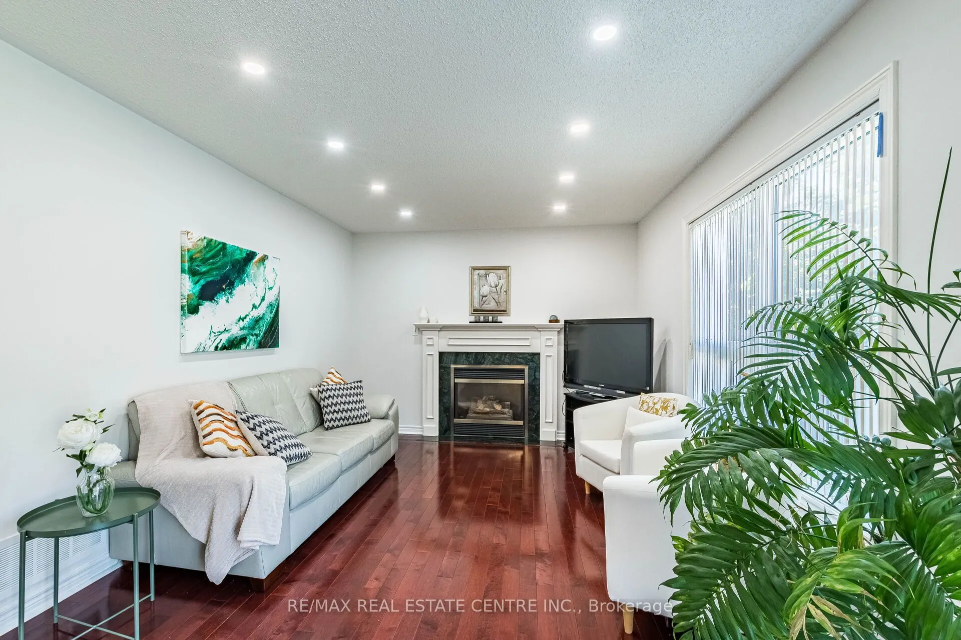 5343 Russell View Road