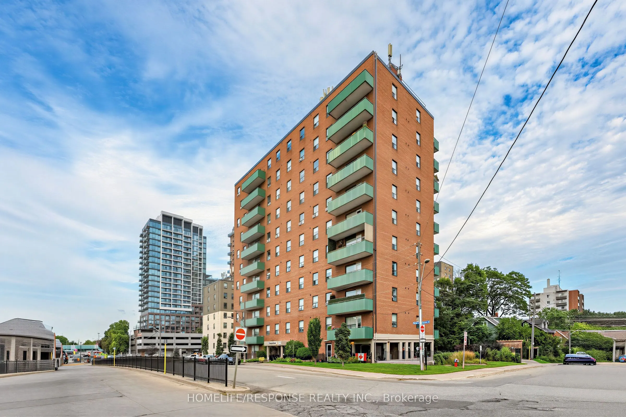 49 Queen Street E #103