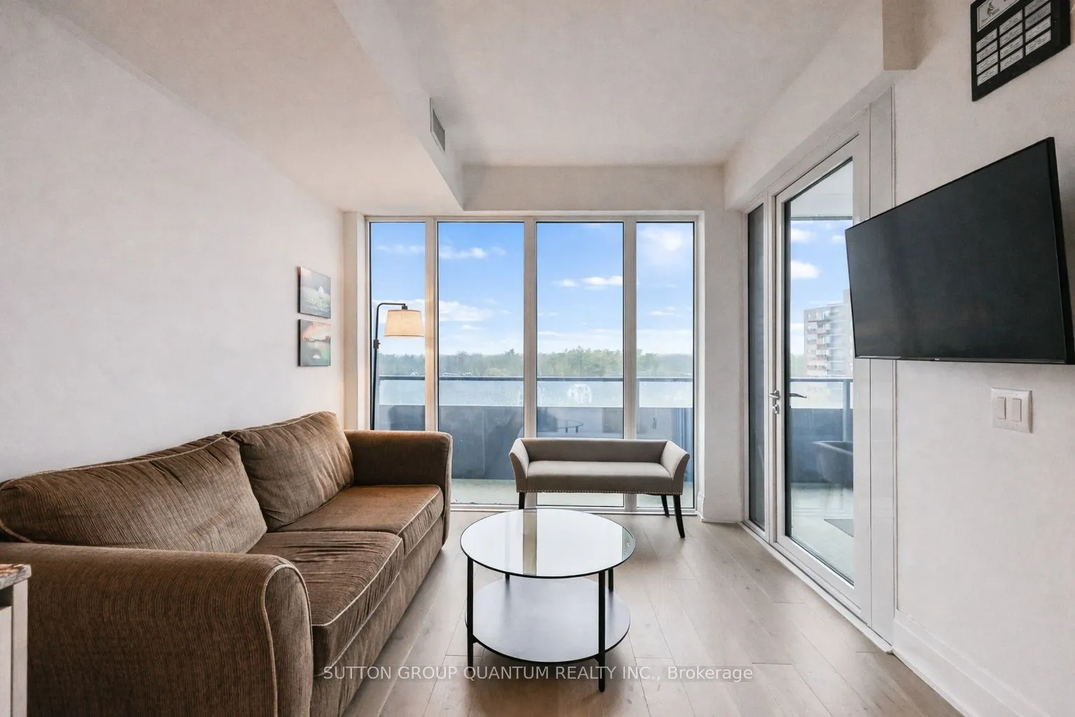 21 Park Street E #1009