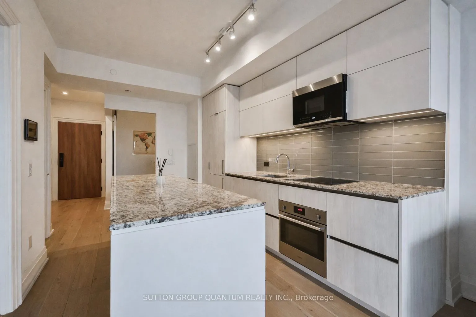 21 Park Street E #1009
