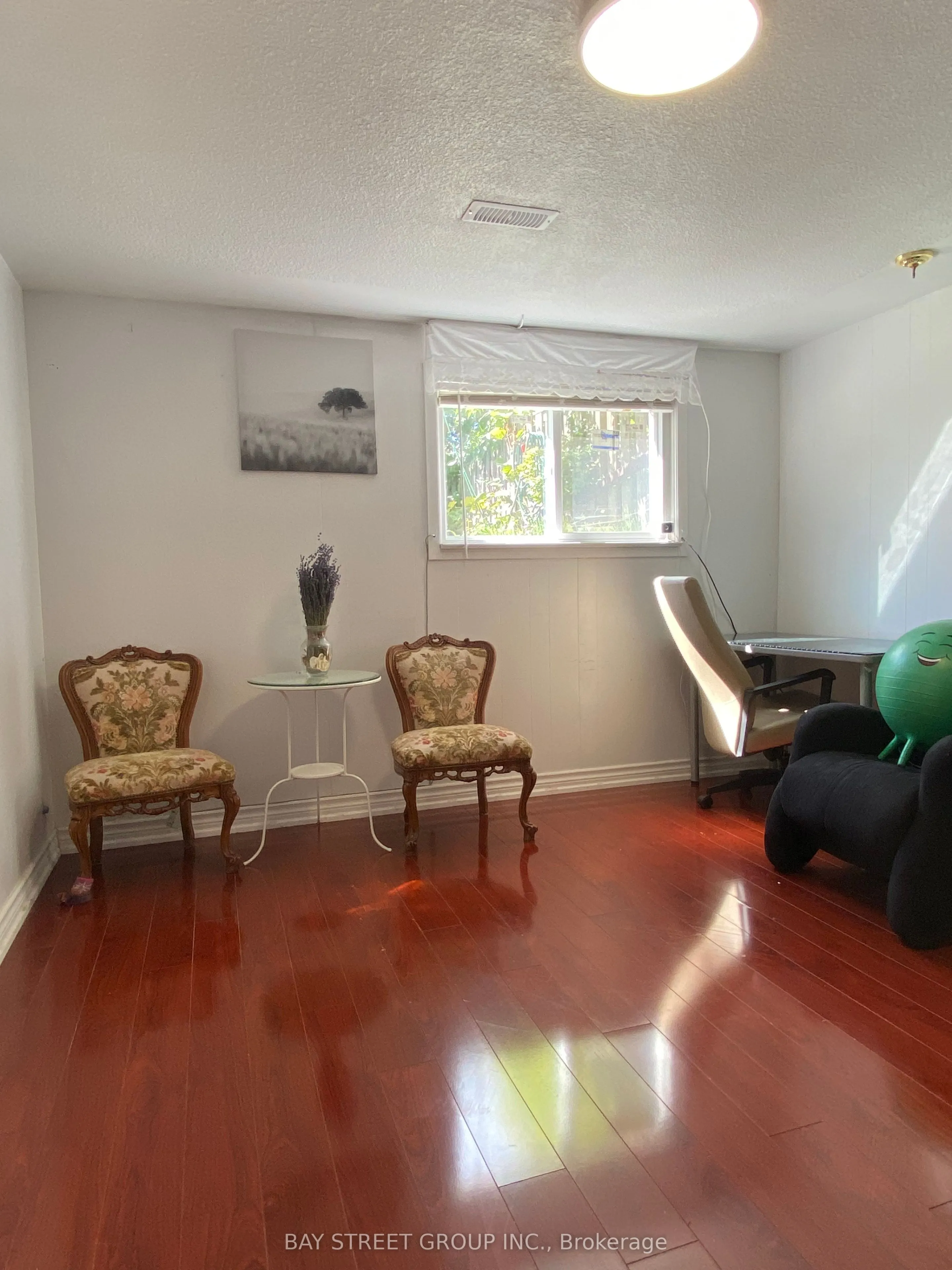 3412 Ellengale Drive