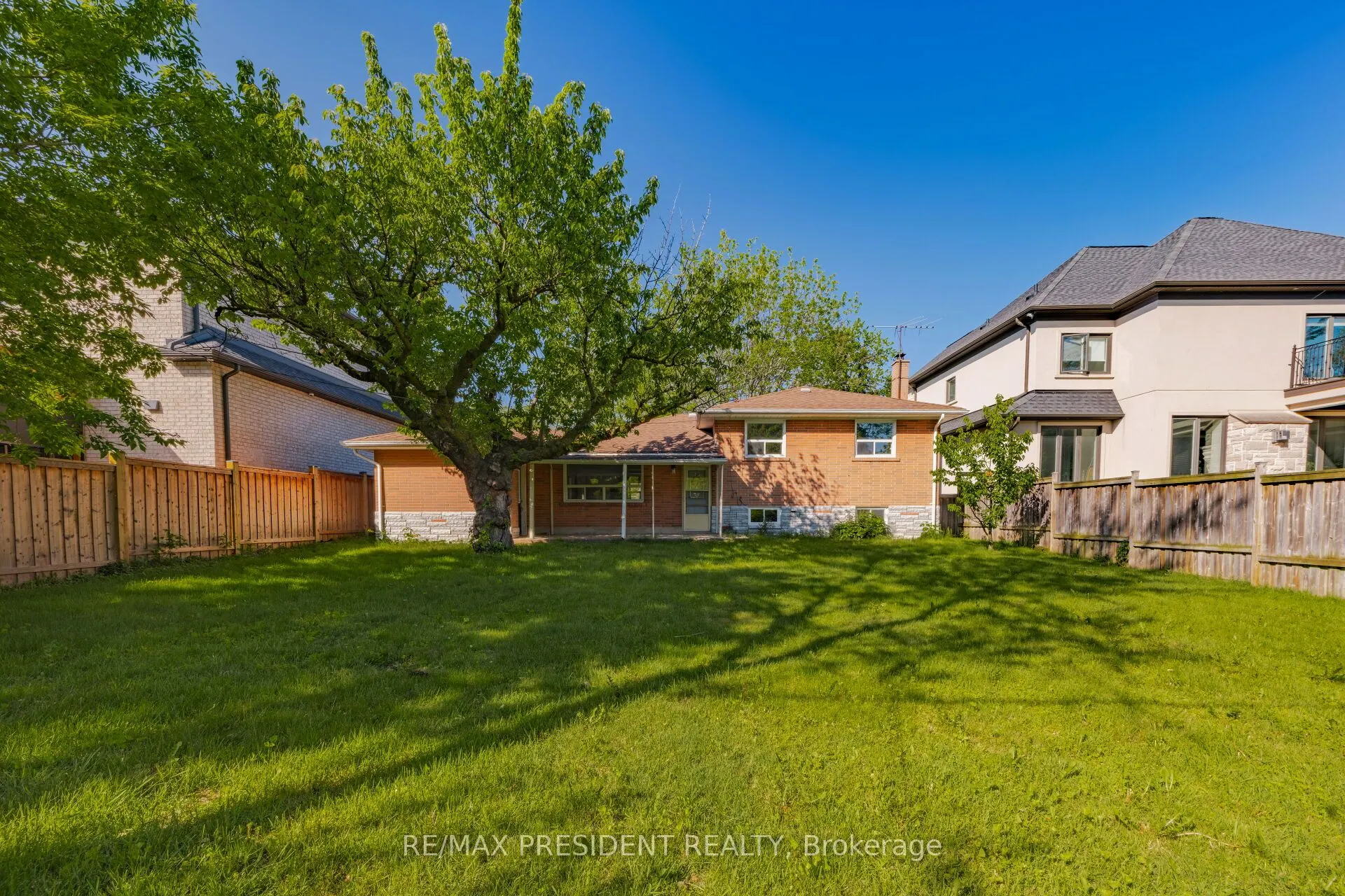 2420 Edenhurst Drive