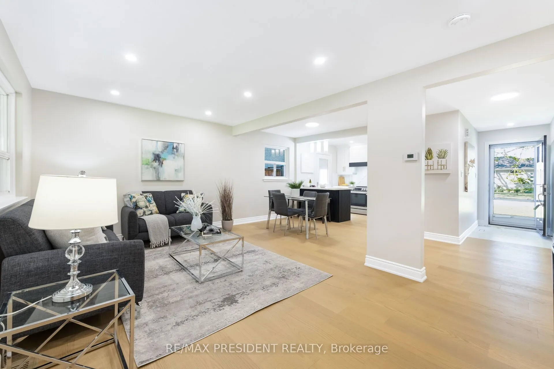2420 Edenhurst Drive