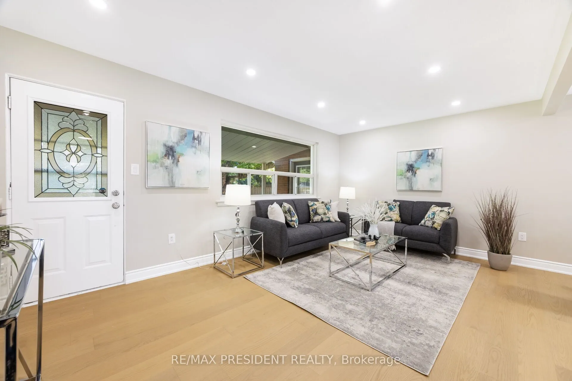 2420 Edenhurst Drive