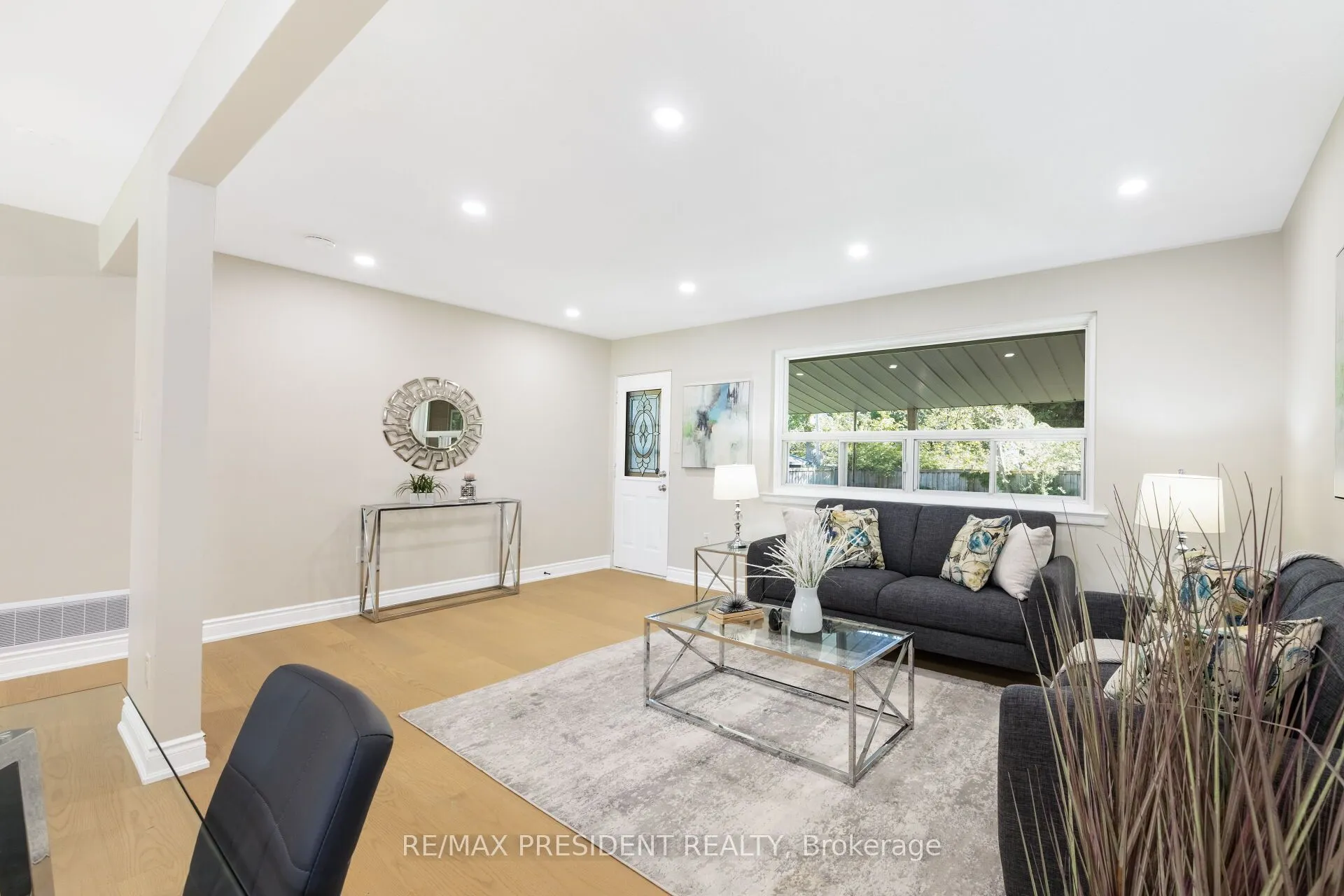 2420 Edenhurst Drive