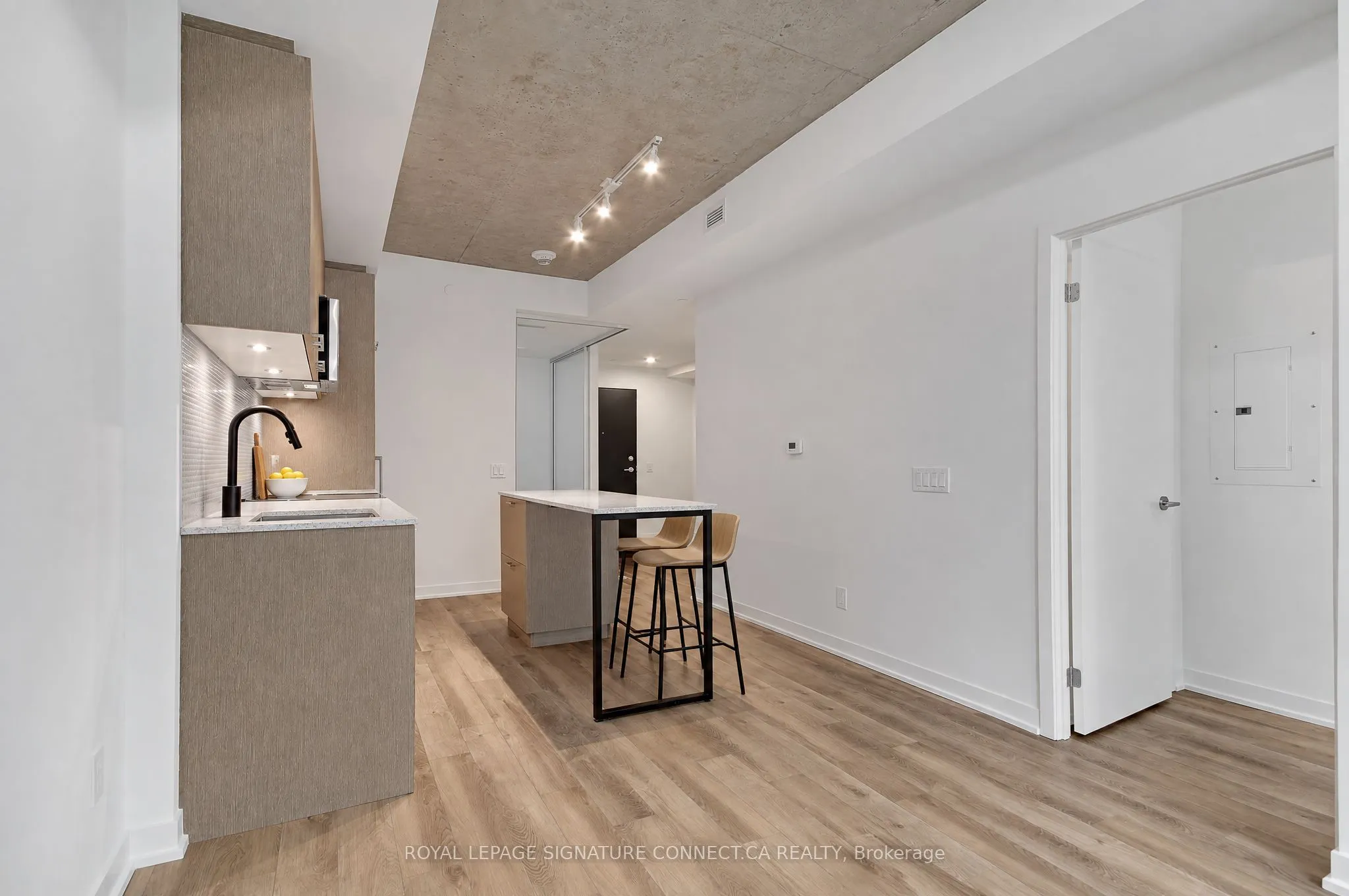1808 St Clair Avenue #410